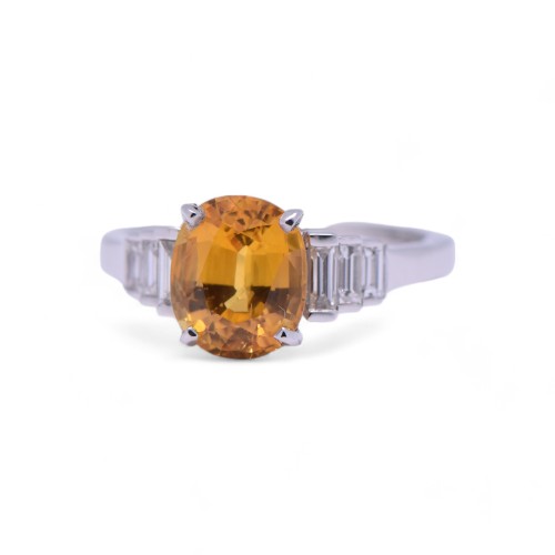 Bague saphir jaune en or blanc avec diamants baguette – Bijouterie Nantes