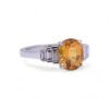 Bague saphir jaune et diamants baguette avec monture en or blanc – Bijouterie Nantes