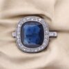 Bijou vintage des années 1930 en platine avec pierres précieuses
