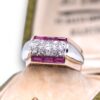 Bague vintage des années 1950 ornée de diamants et rubis, Nantes