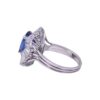 Bague précieuse avec saphir bleu vif et diamants, style classique, Nantes