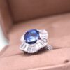 Bague en saphir Ceylan et diamants baguette, modèle années 1970, Nantes