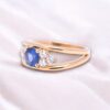 Bijou artisanal avec saphir bleu et entourage de diamants, Nantes