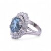 Élégante Bague En Or Blanc Avec Aigue-Marine 5.61 Carats, Nantes