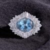 Bijou Vintage Années 1970 Avec Aigue-Marine Et Double Halo De Diamants, Nantes