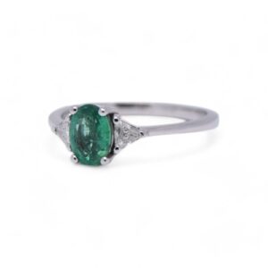 Bague émeraude et diamants en or blanc, Nantes
