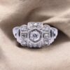 Bague ancienne en or blanc avec diamants, style géométrique Art Déco, Nantes
