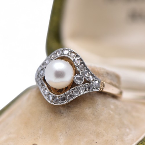 Bague perle du Japon 6 mm et diamants taille rose, Nantes