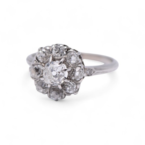 Bague marguerite ancienne en platine avec diamants taille ancienne, Nantes