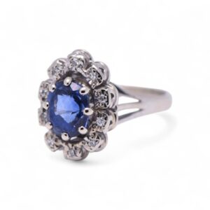 Bague marguerite or blanc avec saphir Ceylan et diamants, Nantes