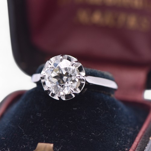 Vue de la bague diamant demi taille, Nantes