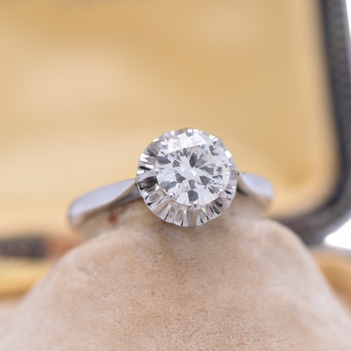 Bague ancienne avec diamant de 1.10 carat, Nantes