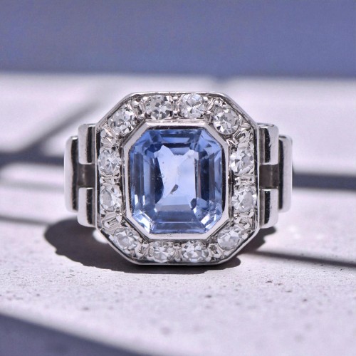 Bague ancienne saphir taille émeraude et diamants, Nantes