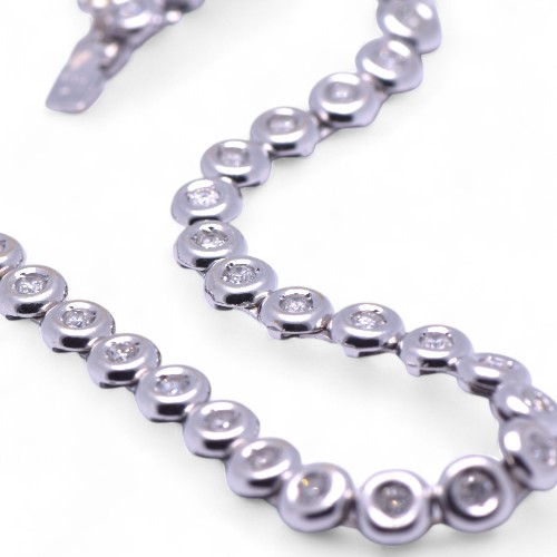 Bracelet rivière serti clos diamants, Nantes