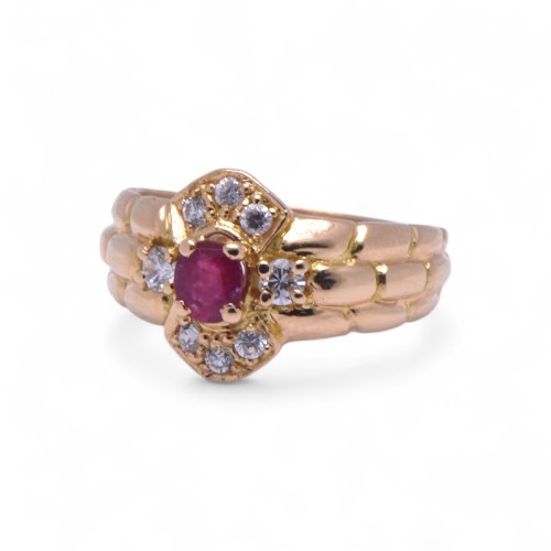 Bague rubis et diamants en or jaune, Nantes