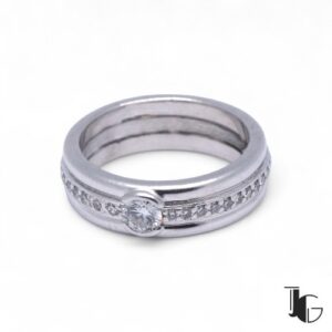 Bague jonc diamant en or blanc, Nantes