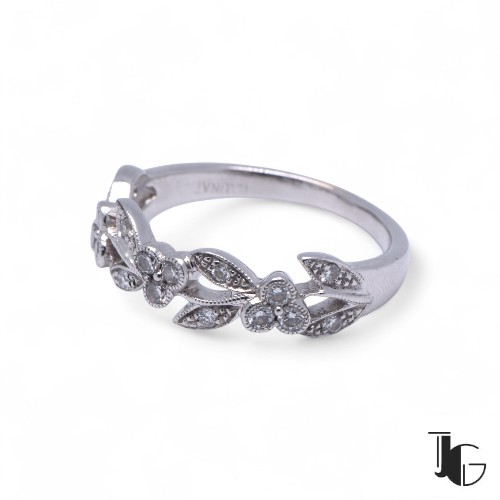 Bague Baunat florale en or blanc, Nantes