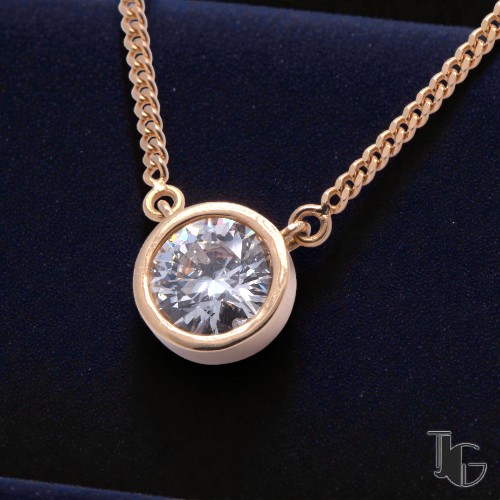 Collier diamant serti clos en or jaune 750/1000, Nantes