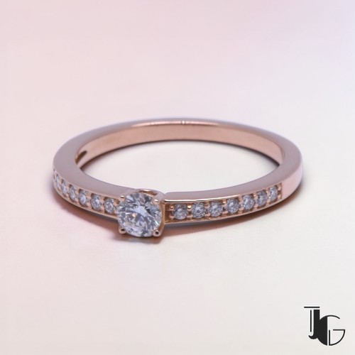 Bague diamant or rose diamants sertis grain Nantes