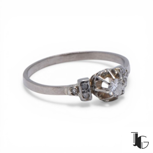 DSC_0113-Photoroom Bague diamant ancien or blanc Nantes