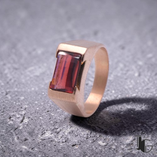 Bague grenat chevalière pierre rouge Nantes