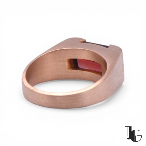 DSC_0164-Photoroom Bague grenat chevalière joaillerie Nantes