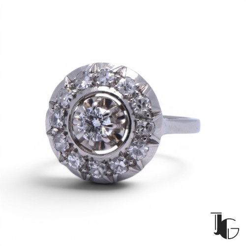 Bague diamant entourage rond joaillerie guerin nantes