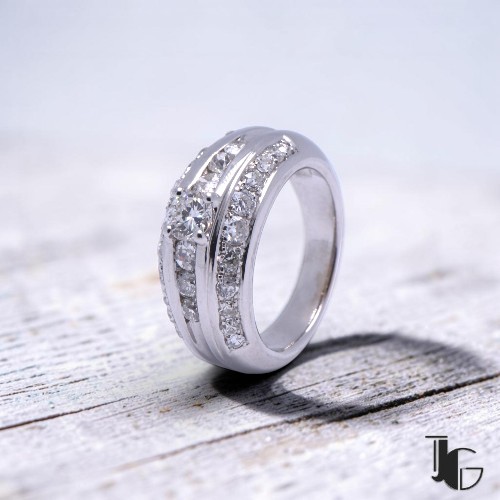 Bague jonc diamants joaillerie guerin nantes bijoux ancien nantes