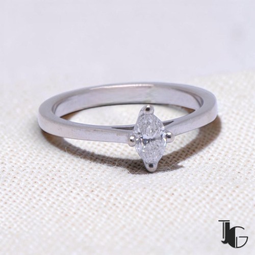 Solitaire diamant marquise bague fiançailles bijouterie nantes bijoux occasion