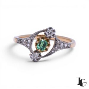 Bague ancienne emeraude diamants joaillerie guerin nantes bijoux ancien nantes