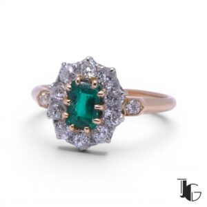 Bague emeraude diamants entourage joaillerie guerin nantes bijoux ancien nantes