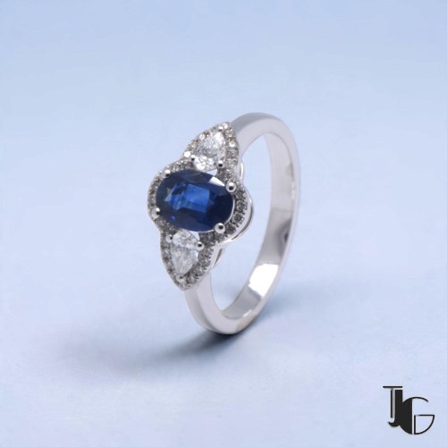 Bague saphir diamants poires – bijouterie nantes – joaillerie guerin nantes