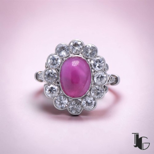 Bague rubis étoilé diamants – bijoux ancien nantes – joaillerie guerin nantes