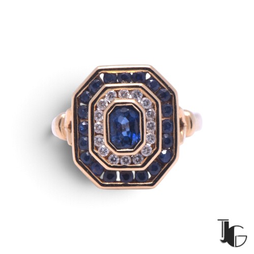 r421 3 Bague saphir double entourage – bijouterie nantes – joaillerie guerin nantes