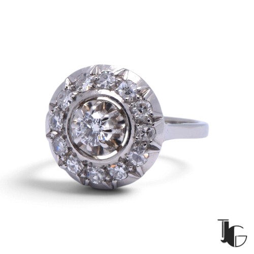 Bague Diamant Entourage Rond – joaillerie guerin nantes