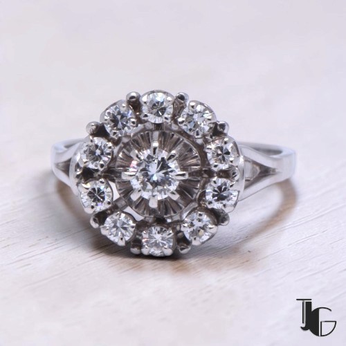 Bague marguerite diamants vintage – bijoux ancien nantes – joaillerie guerin nantes