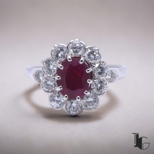 Bague pompadour rubis diamants – bijoux ancien nantes – joaillerie guerin nantes