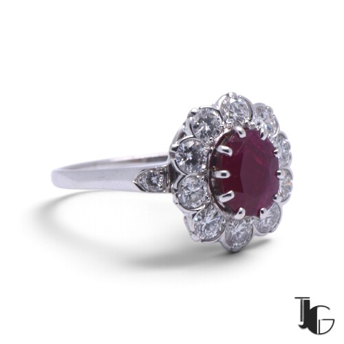 r670 3 Bague pompadour rubis diamants – bijouterie nantes – joaillerie guerin nantes