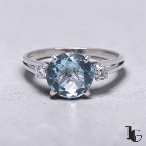 Bague aigue-marine et diamants – bijoux ancien nantes – joaillerie guerin nantes