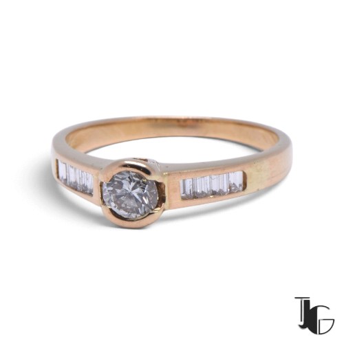 Bague diamant et baguettes – joaillerie guerin nantes